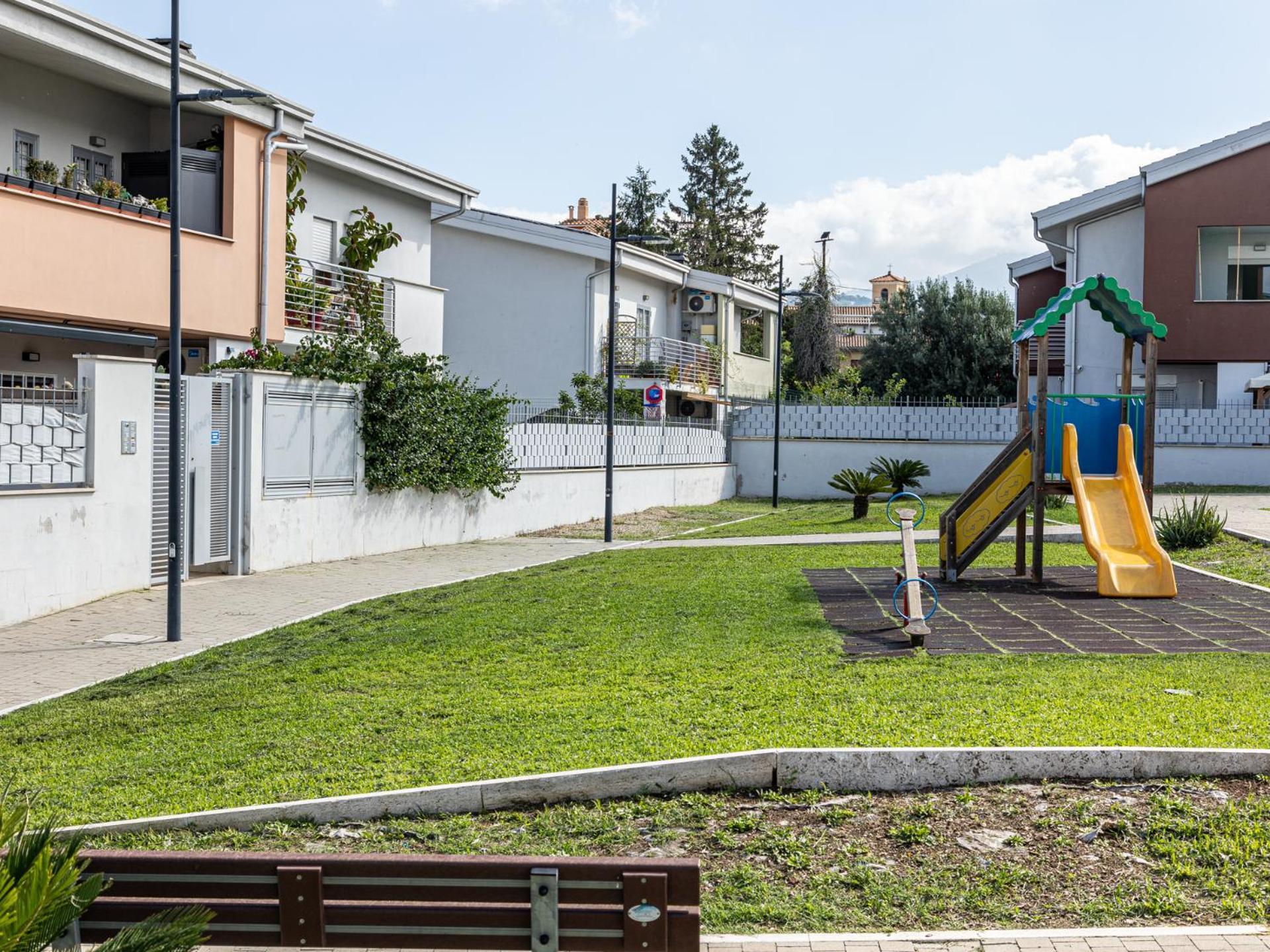 Mrb Real Estate - Maison Ludovica - Monolocale Moderno Con Giardino Frattocchie Εξωτερικό φωτογραφία